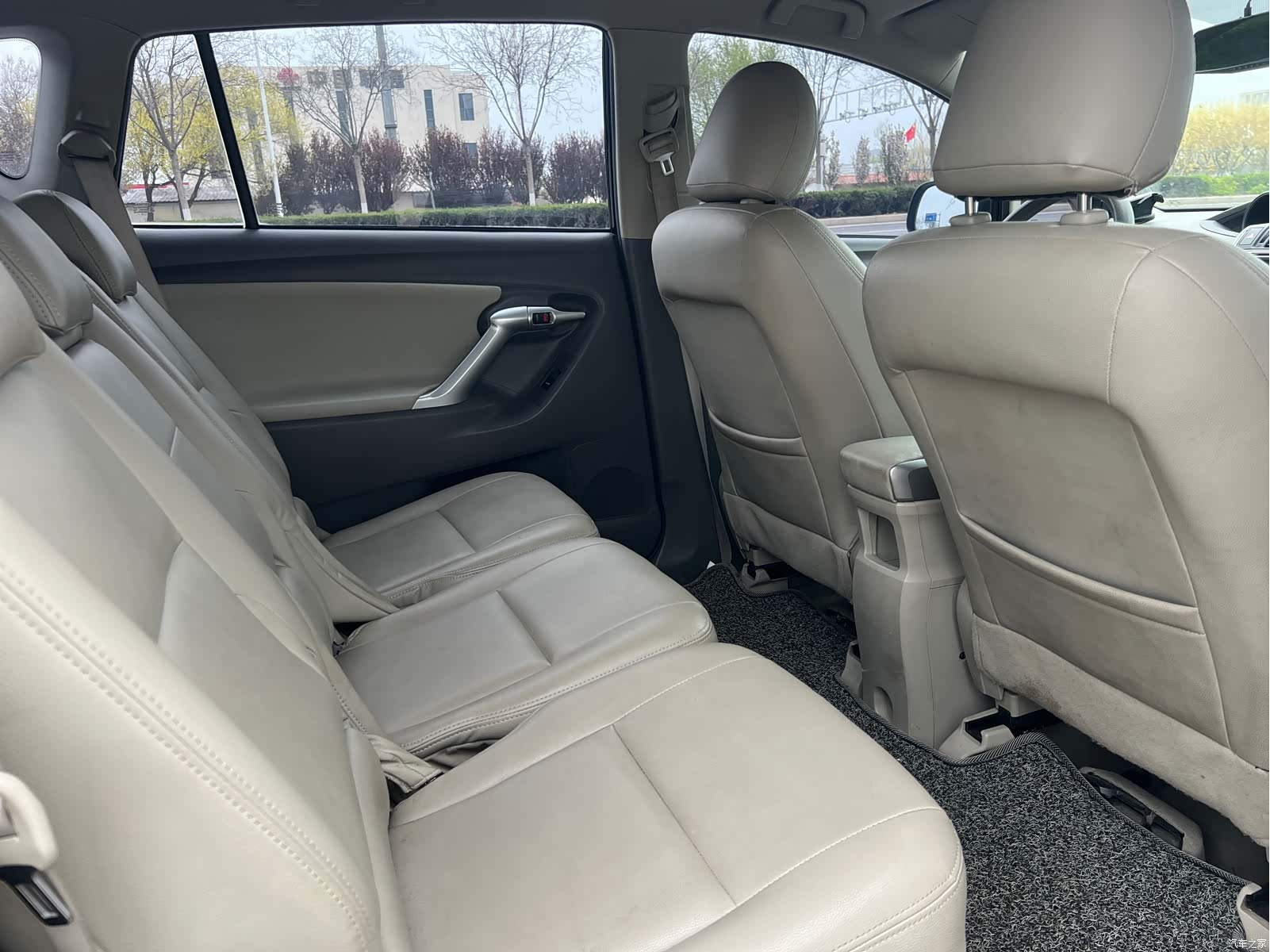 Toyota 180E, 2016 4