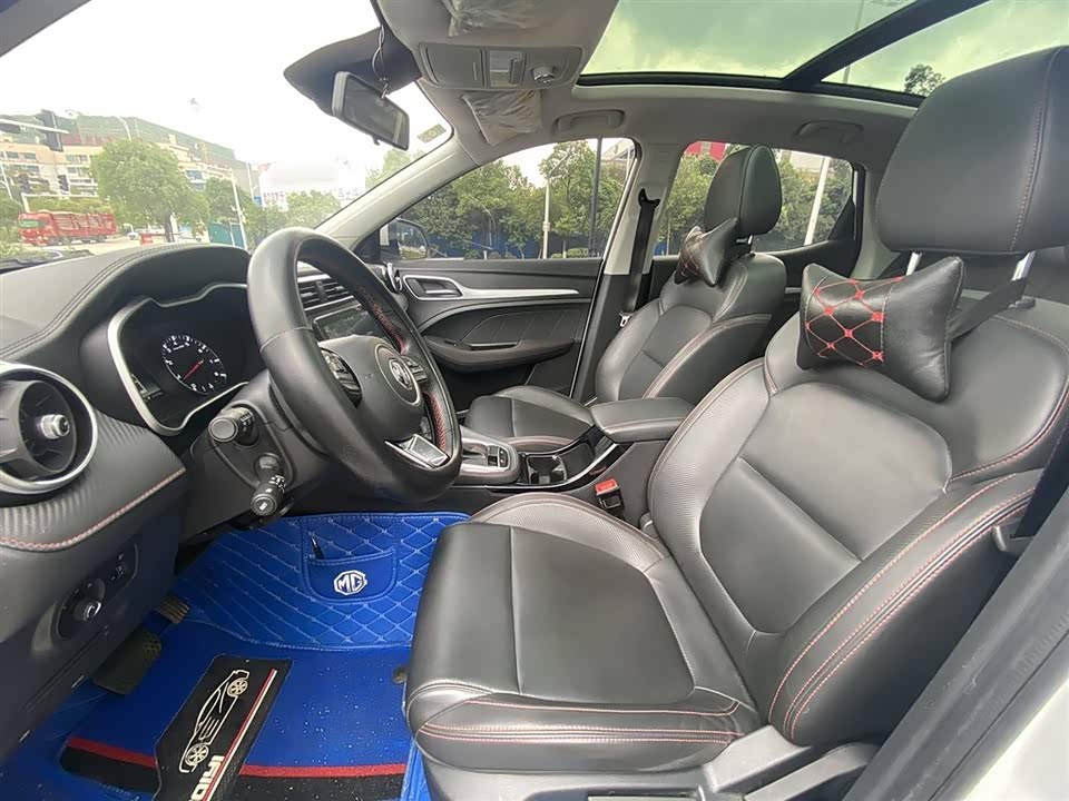 MG ZS