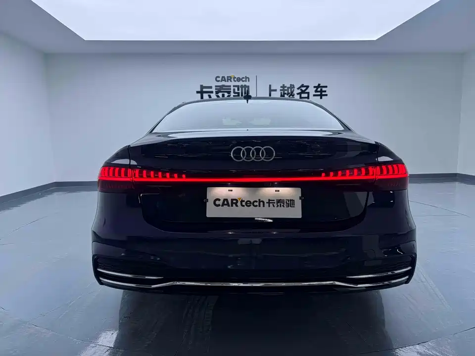 Audi A7L