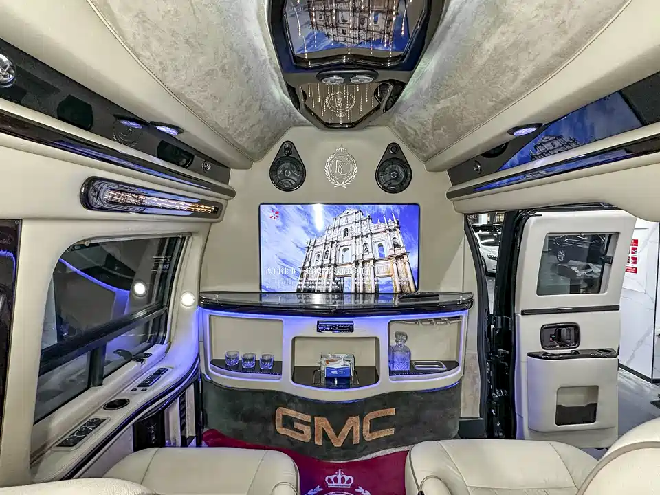 GMC SAVANA