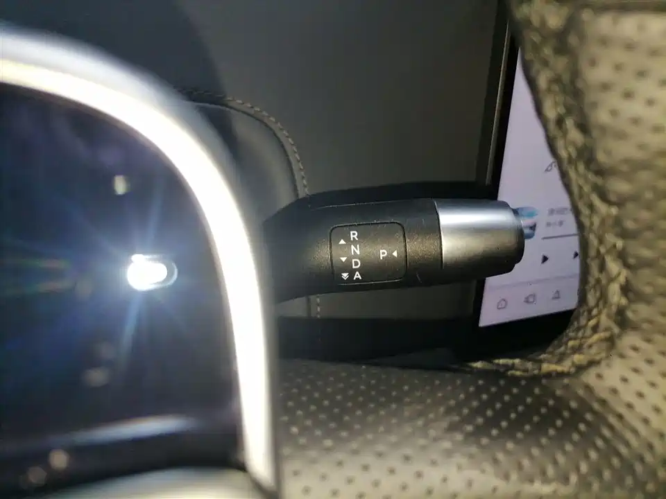 Li Auto Ideal L8
