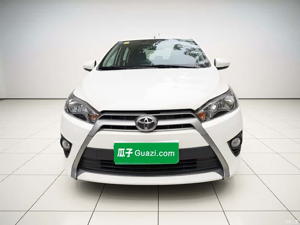 Toyota YARiS L, 2015 2