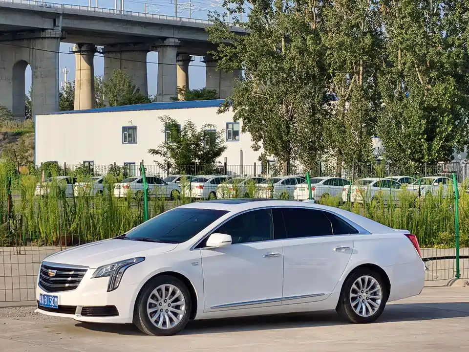 Cadillac XTS