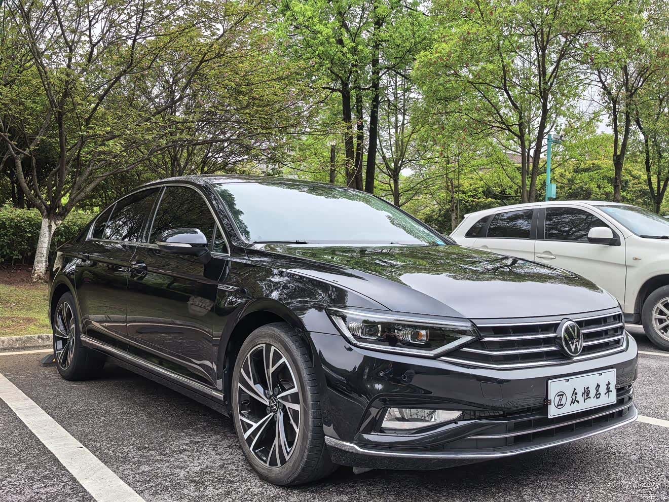 Volkswagen Magotan, 2023 3