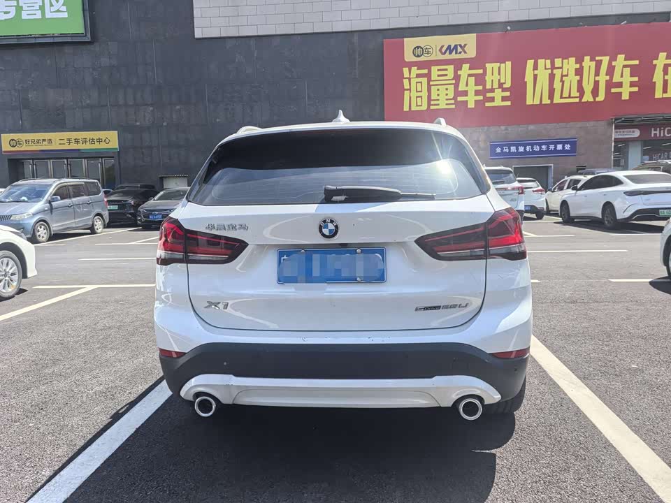 BMW X1