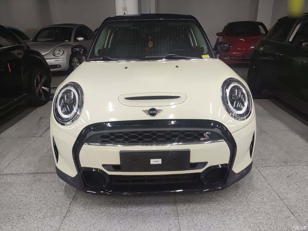 Mini Cooper, 2022 3