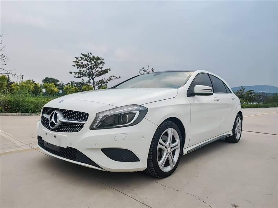Mercedes-Benz Class A Mercedes-Benz Class A