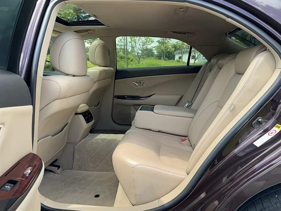 Toyota crown Toyota crown