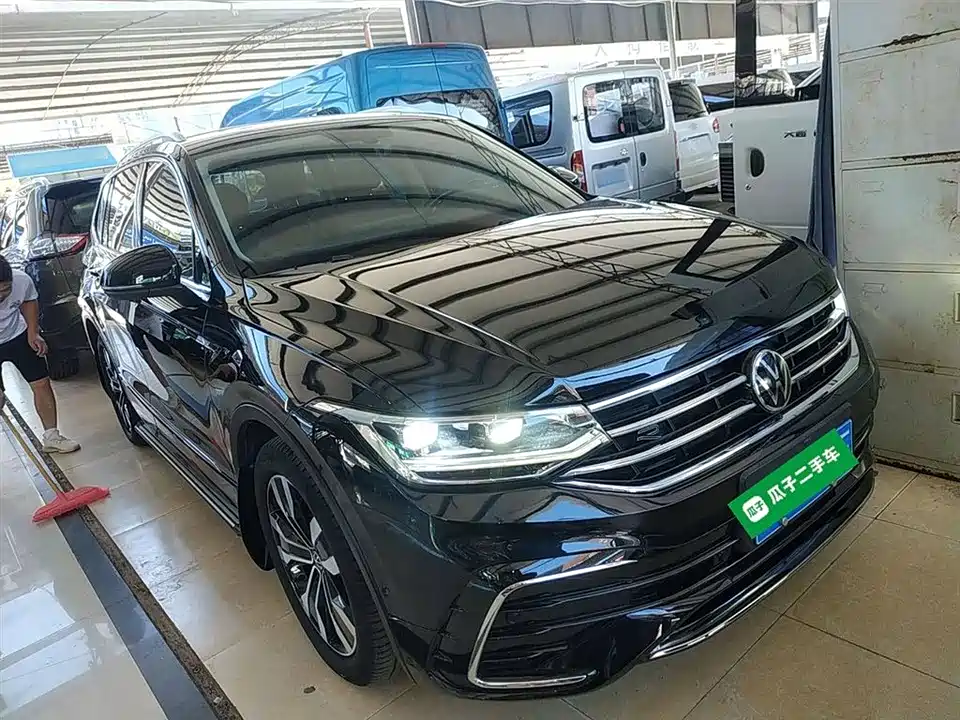 Volkswagen Tiguan L