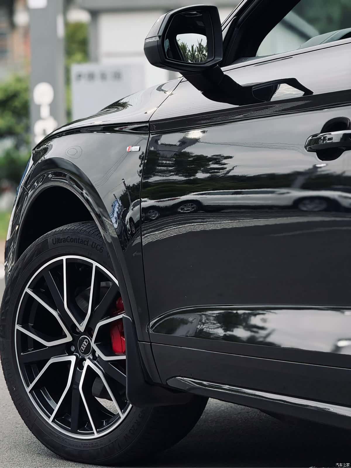 Audi Q5L, 2025 3