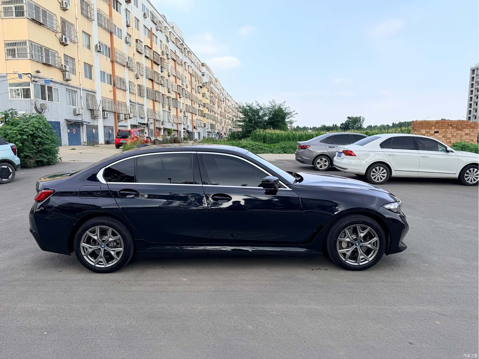 BMW i3, 2023 все фото
