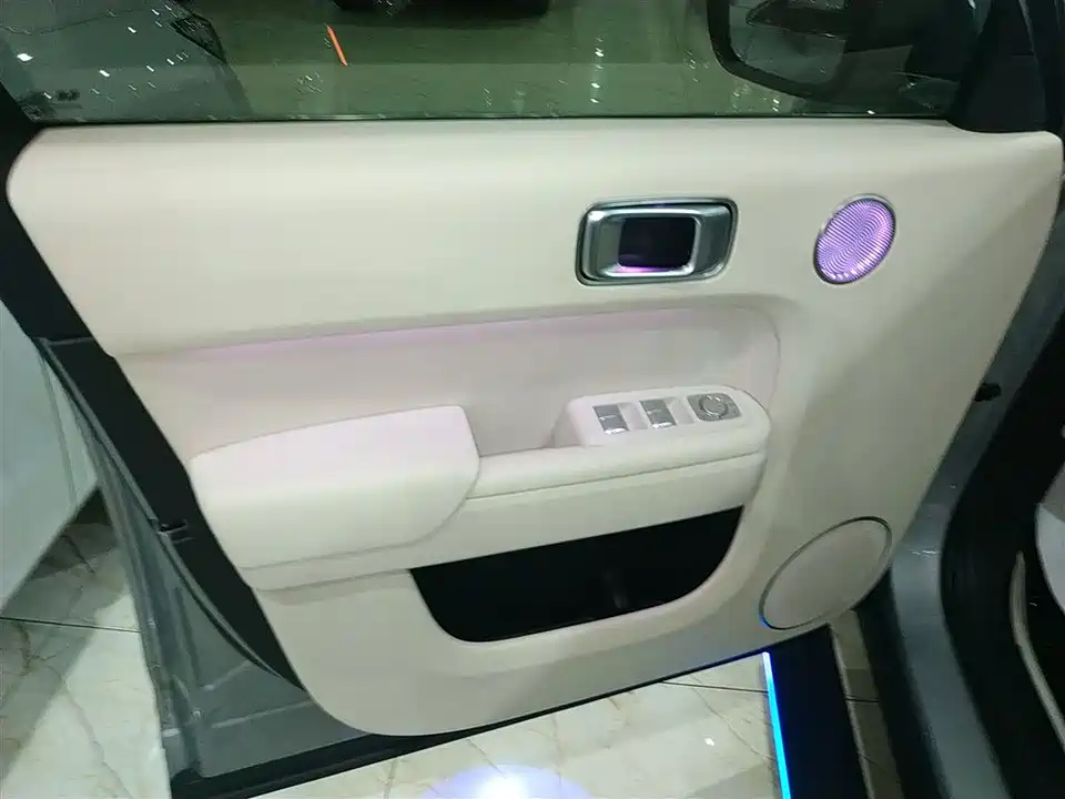 Li Auto Ideal L7
