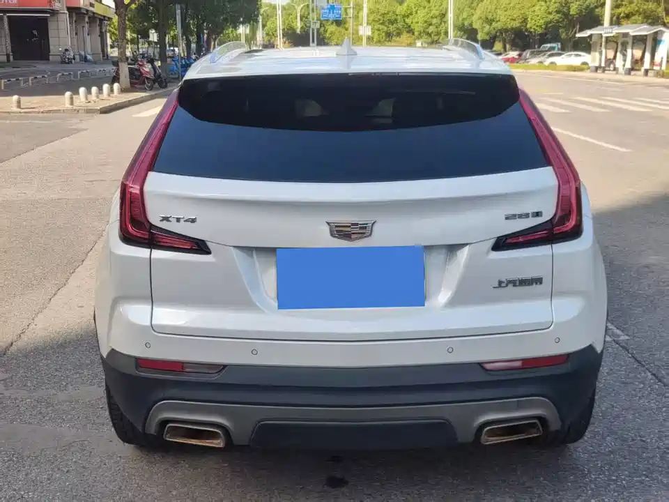 Cadillac XT4