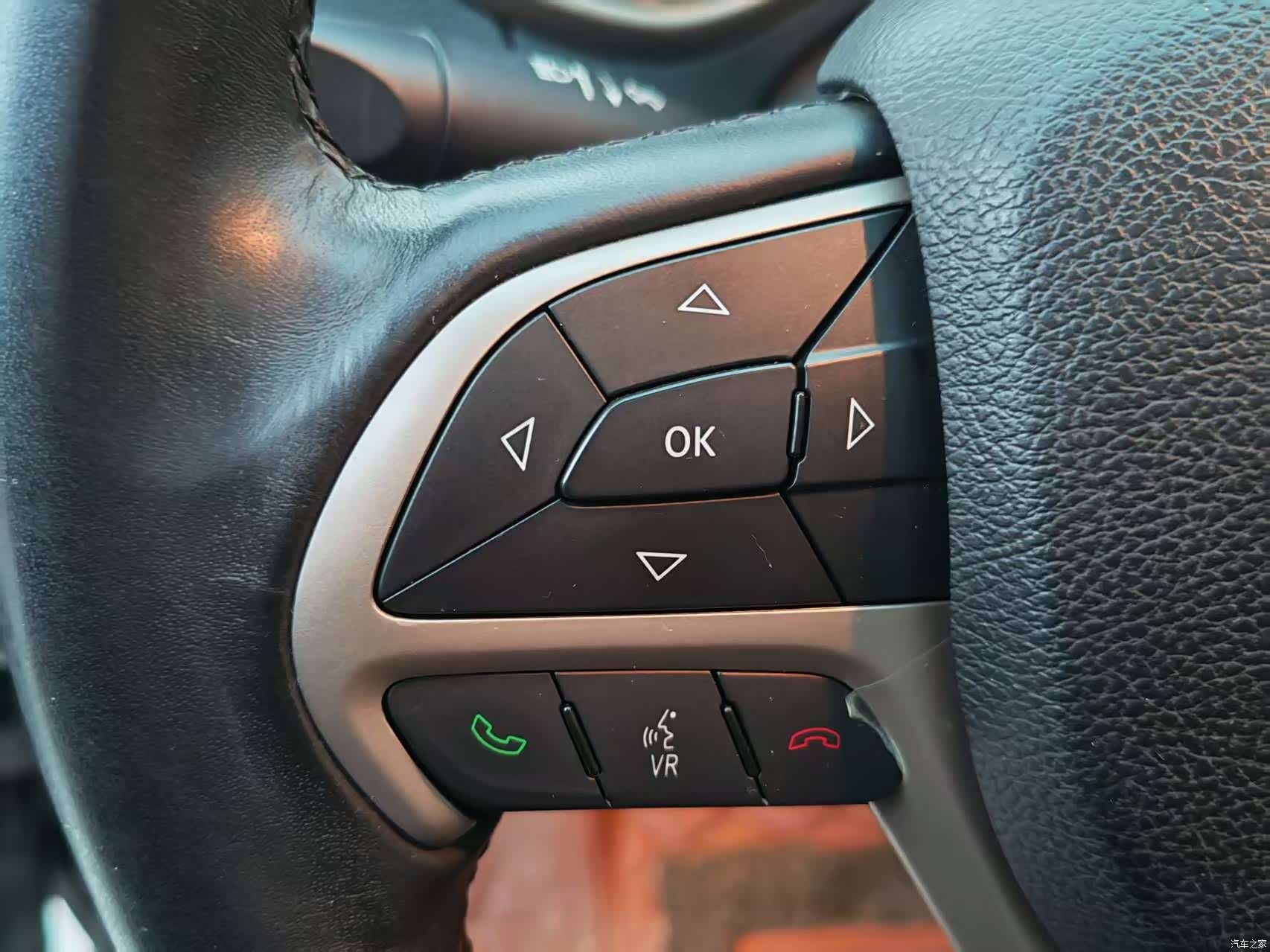 Jeep Cherokee, 2016 15