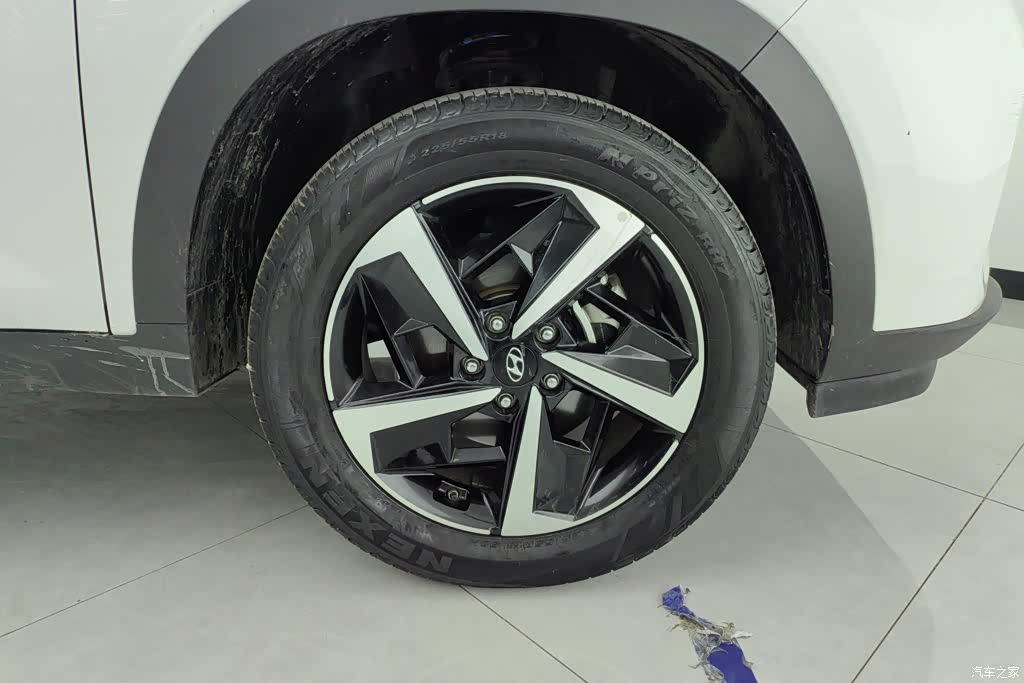 Hyundai ix35, 2023 6