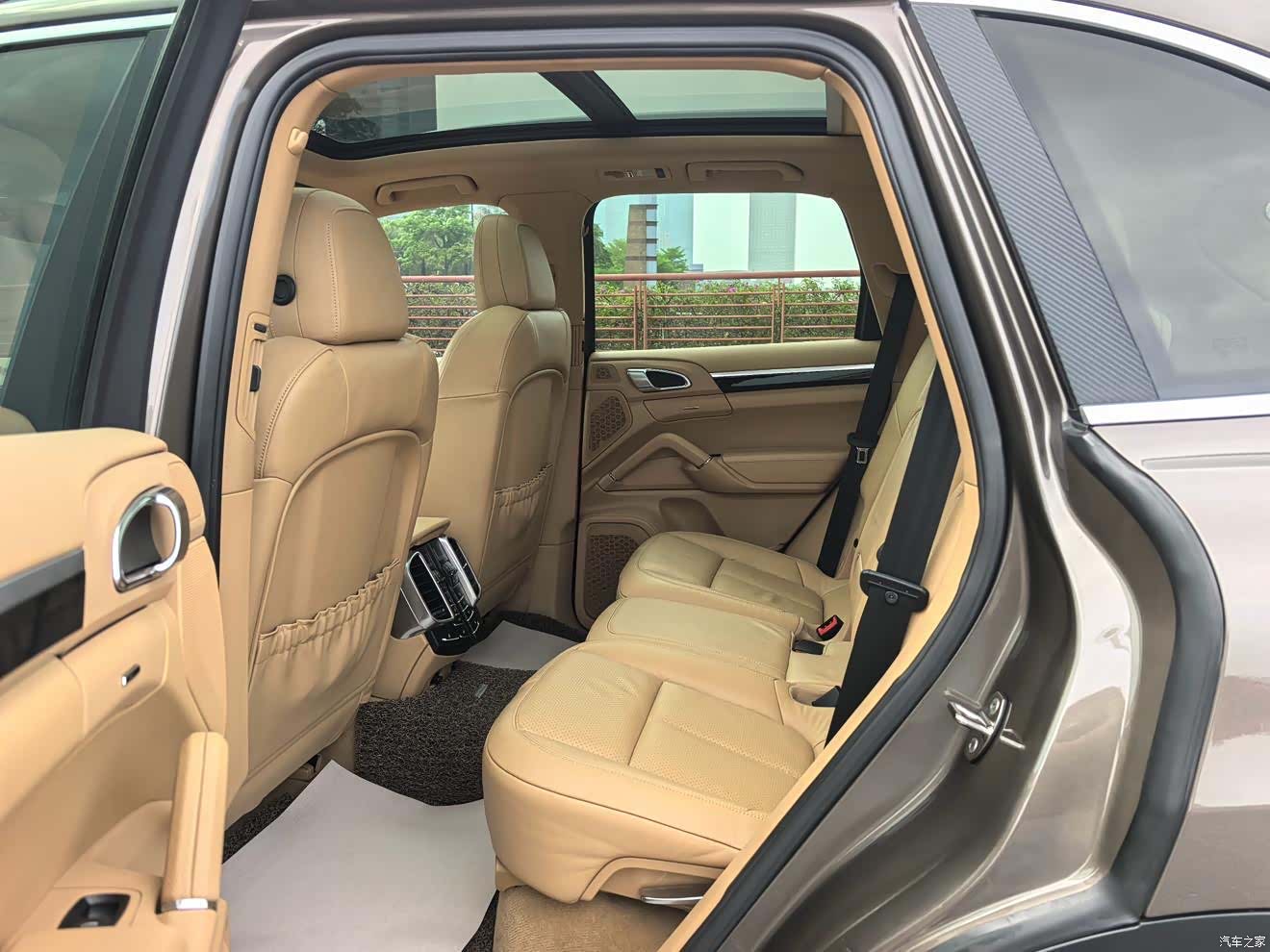 Porsche Cayenne, 2012 14