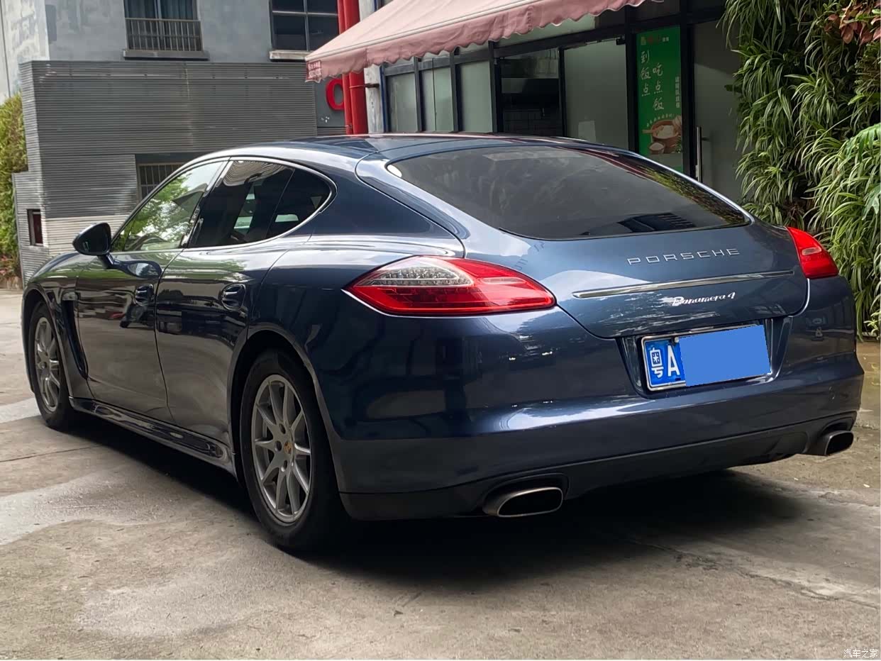 Porsche Panamera, 2011 6