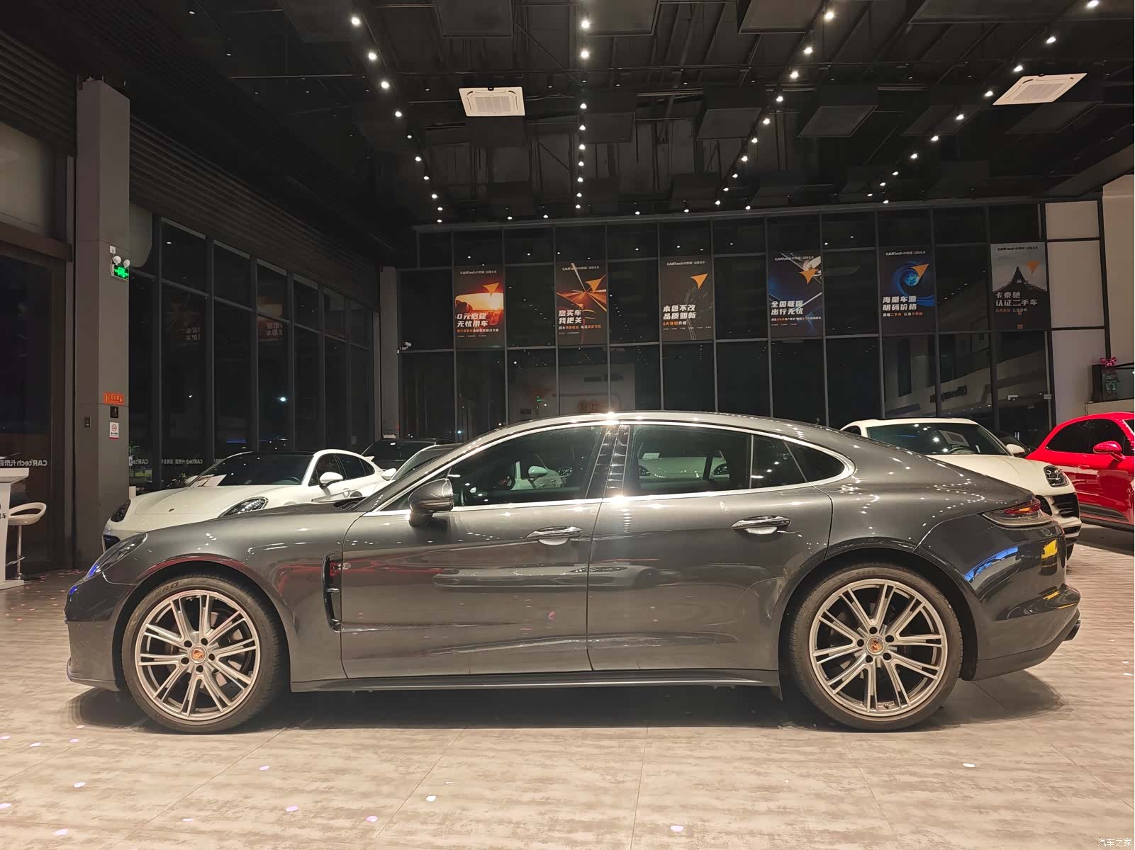 Porsche Panamera, 2021 2