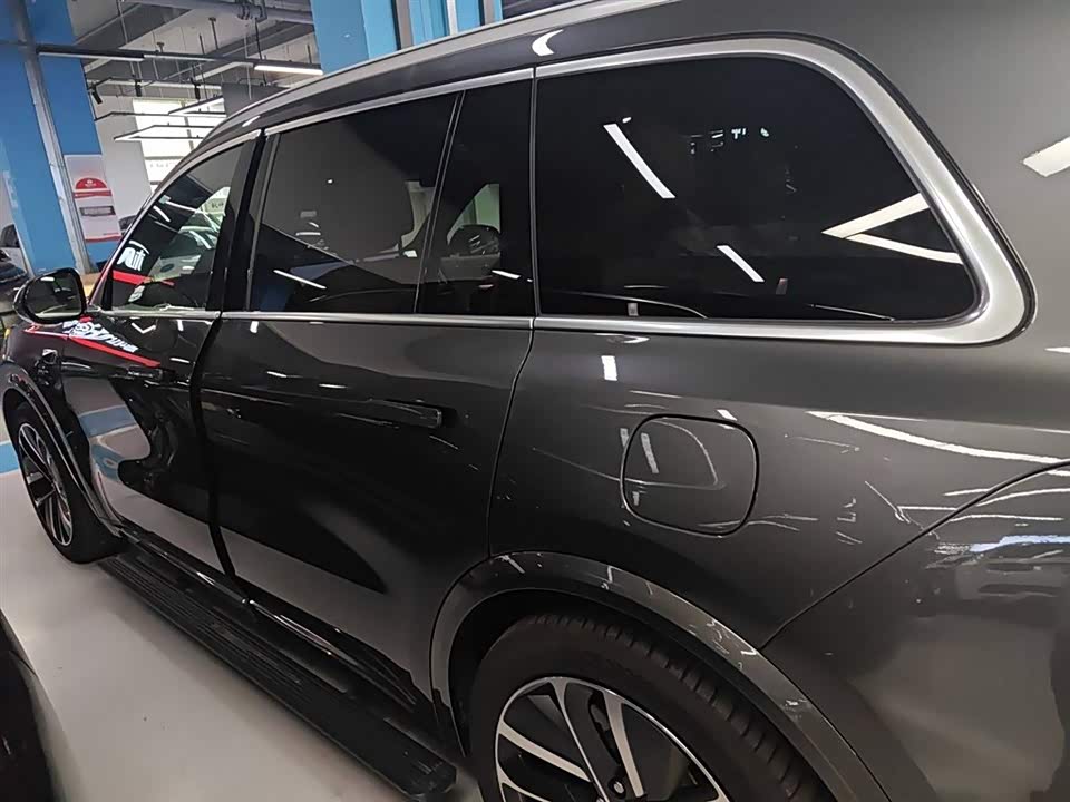 Li Auto Ideal L9