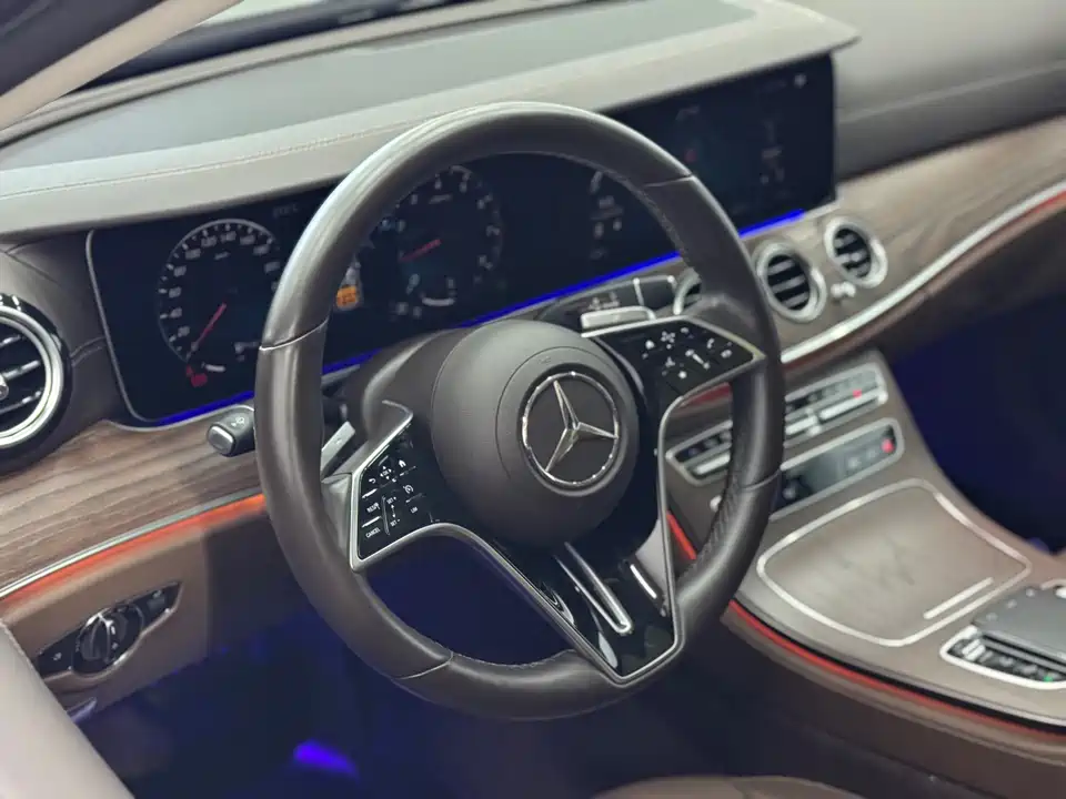 Mercedes-Benz E-class Mercedes-Benz E-class