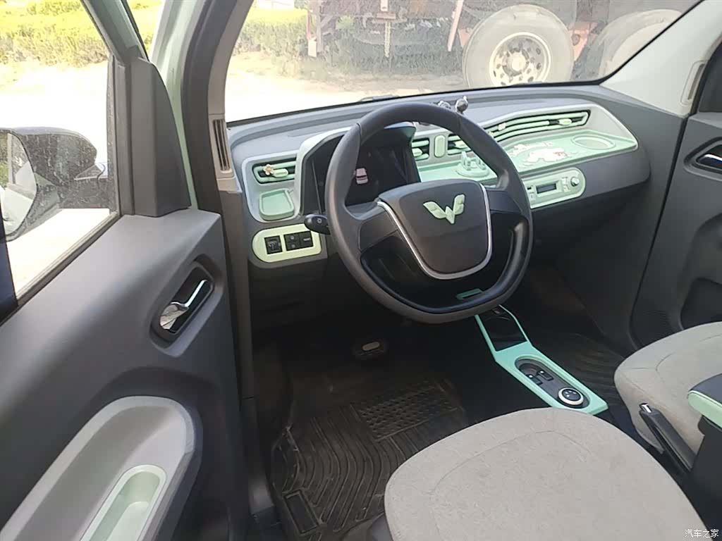 Wuling MINIEV, 2022 11