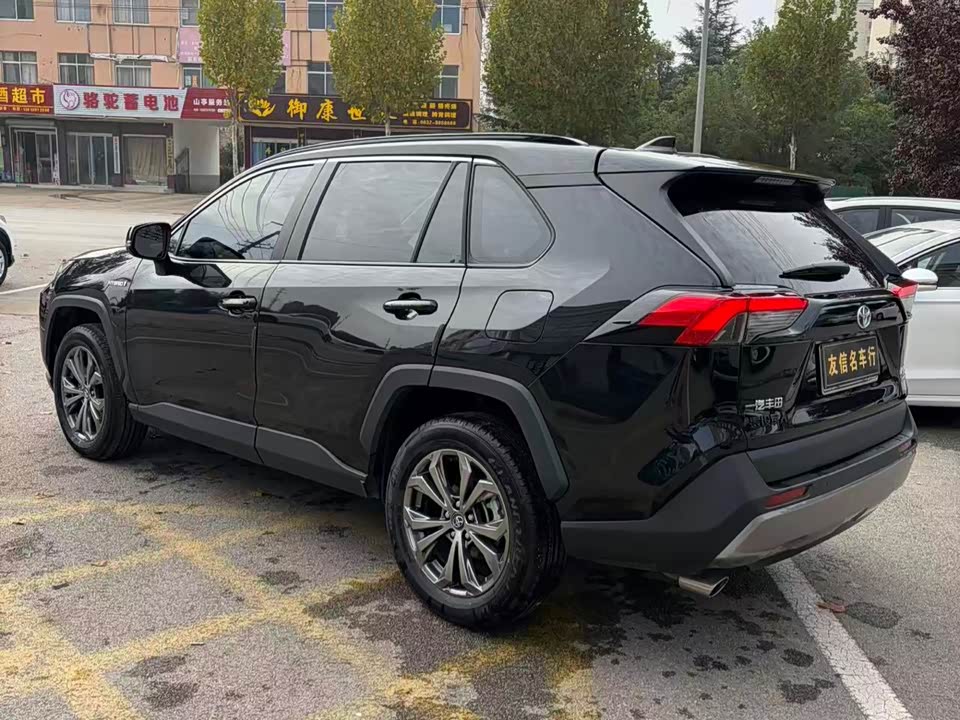 Toyota RAV4 Rongfang