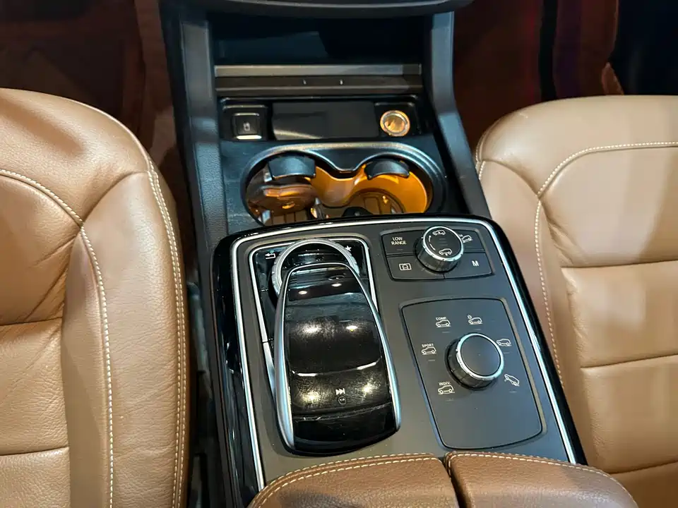 Mercedes-Benz GLS Mercedes-Benz GLS