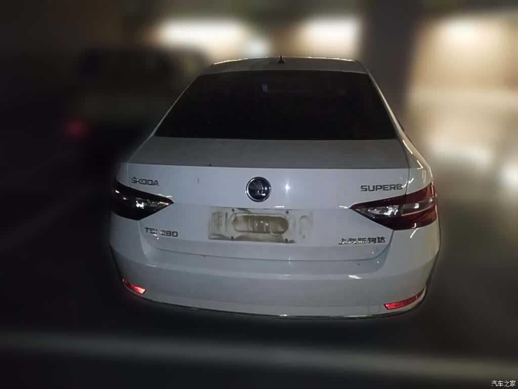 Skoda Superb, 2017 10