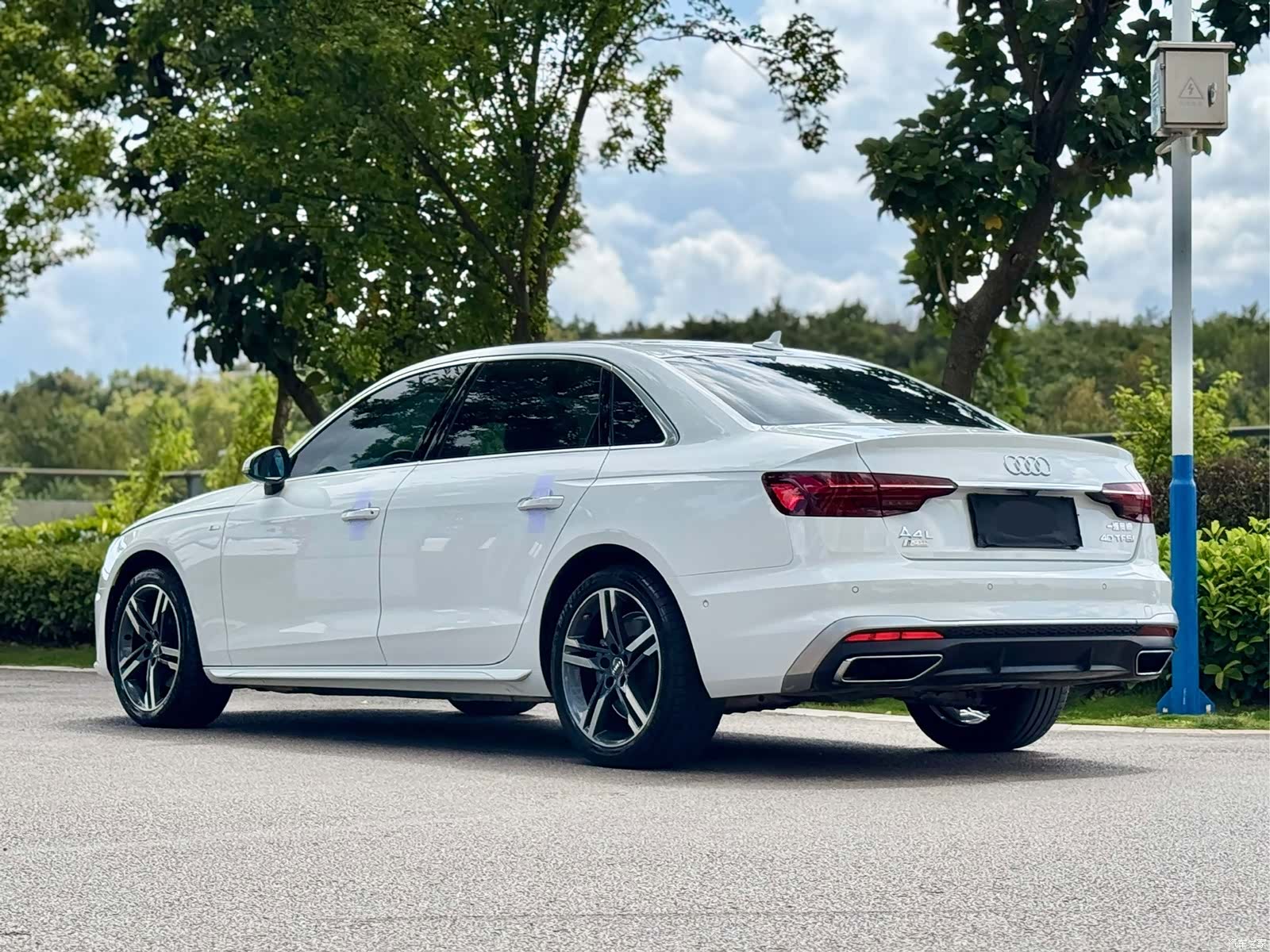 Audi A4L, 2020 7