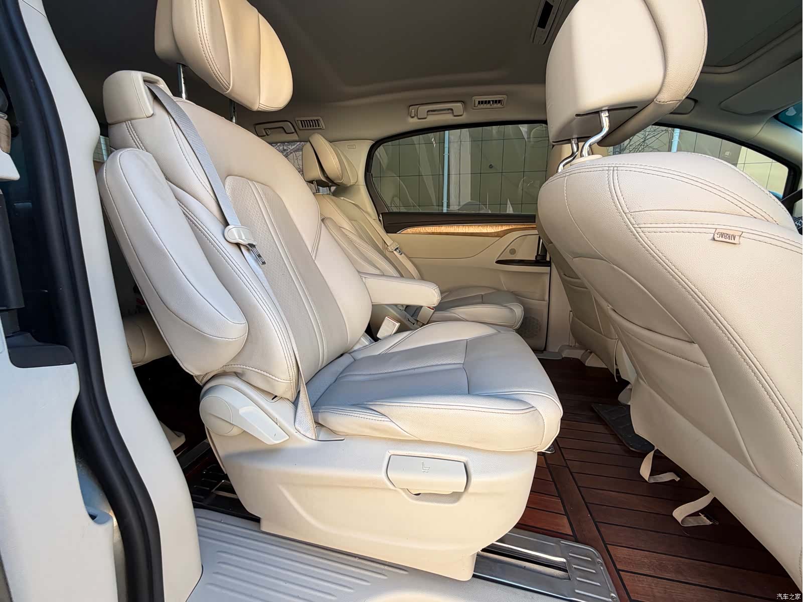 Buick GL8, 2018 14