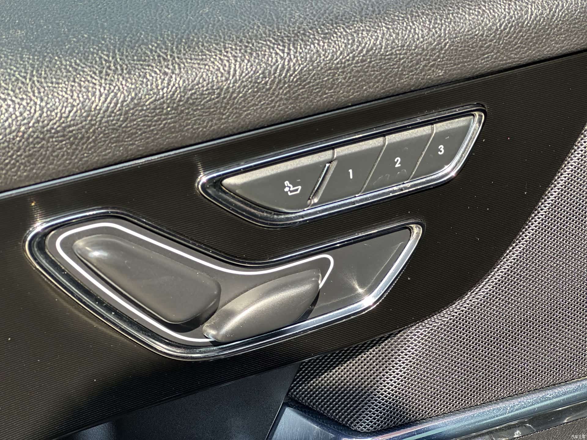 Lincoln Corsair, 2021 28