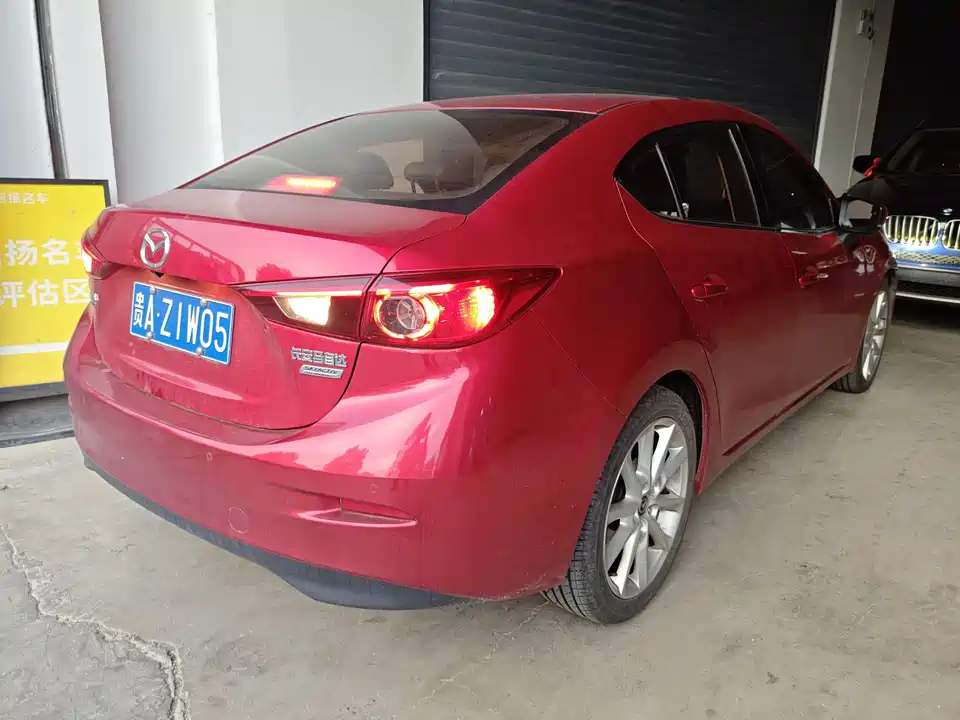 Mazda 3 Angkesaila