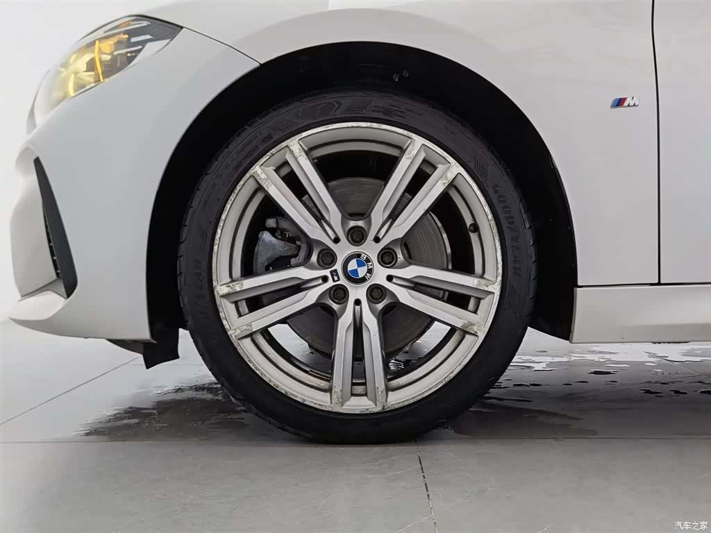 BMW 1 Series, 2019 17
