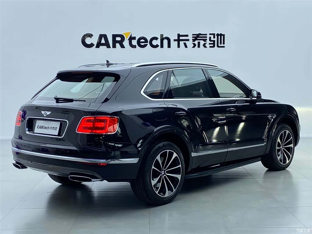 Bentley Bentayga, 2018 3