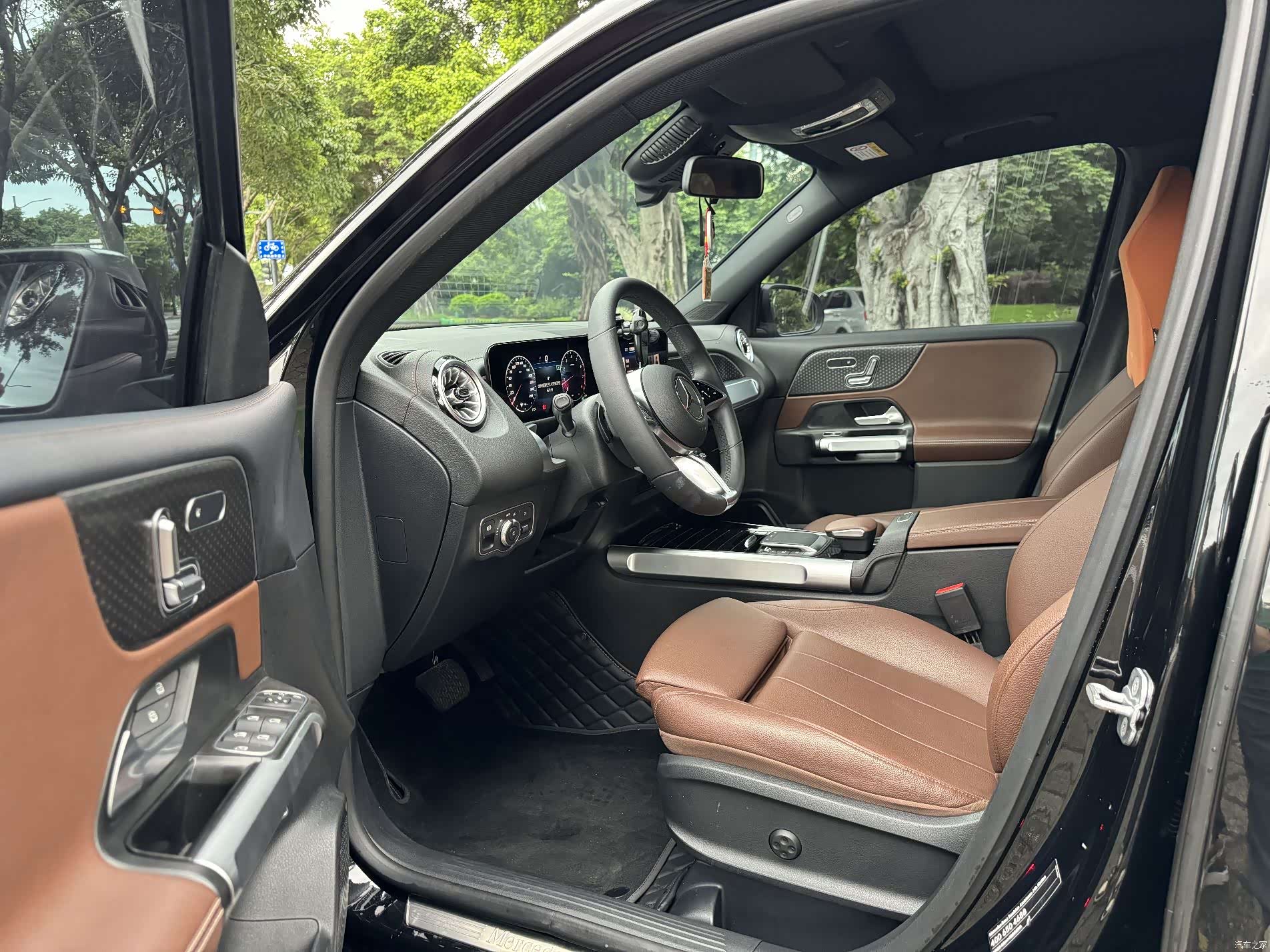 Mercedes-Benz GLB, 2024 2