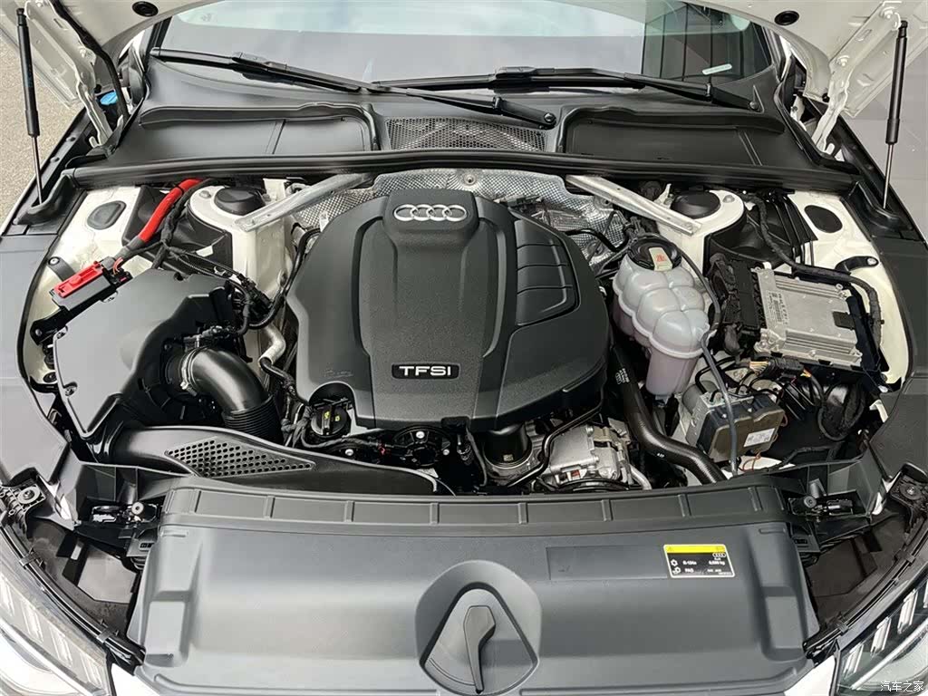 Audi A4L, 2020 8