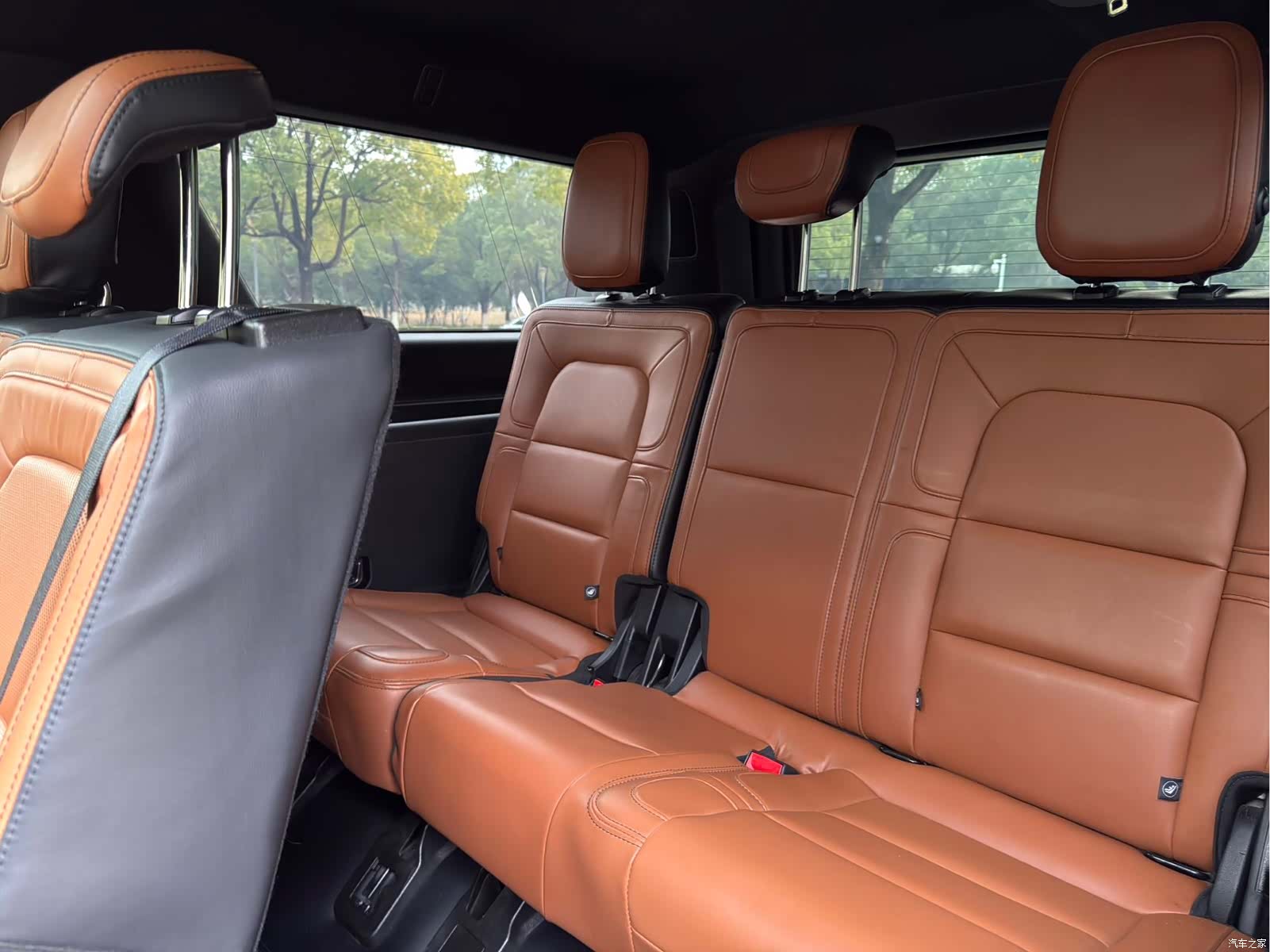 Lincoln Navigator, 2022 11