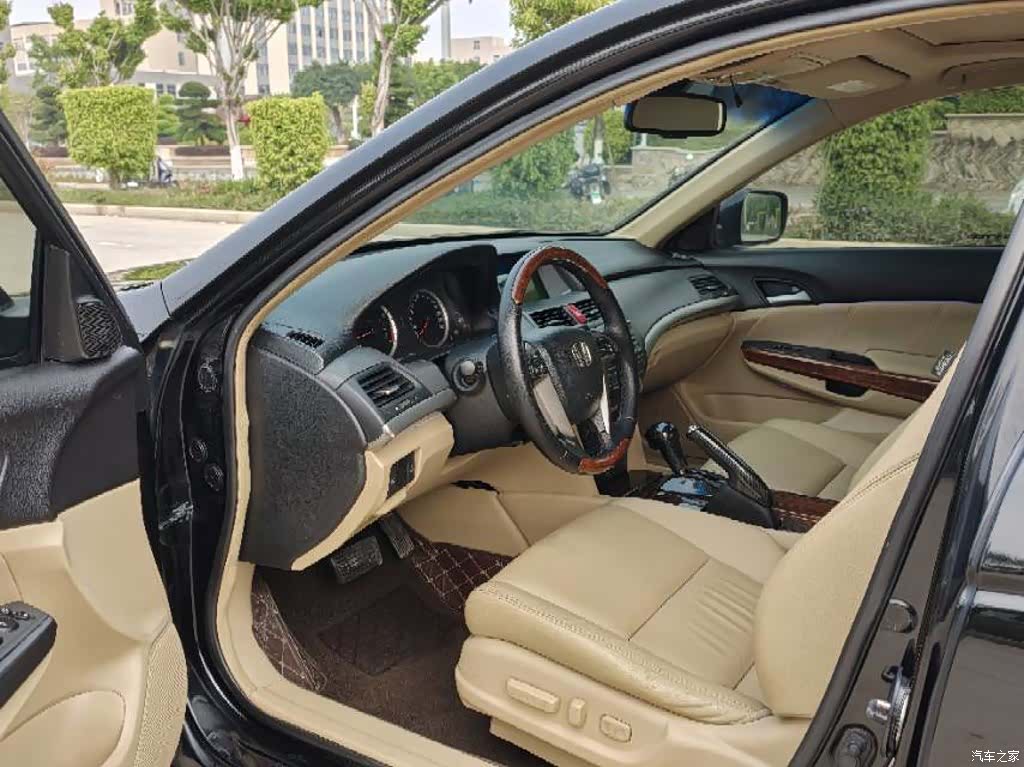 Honda Accord, 2012 6