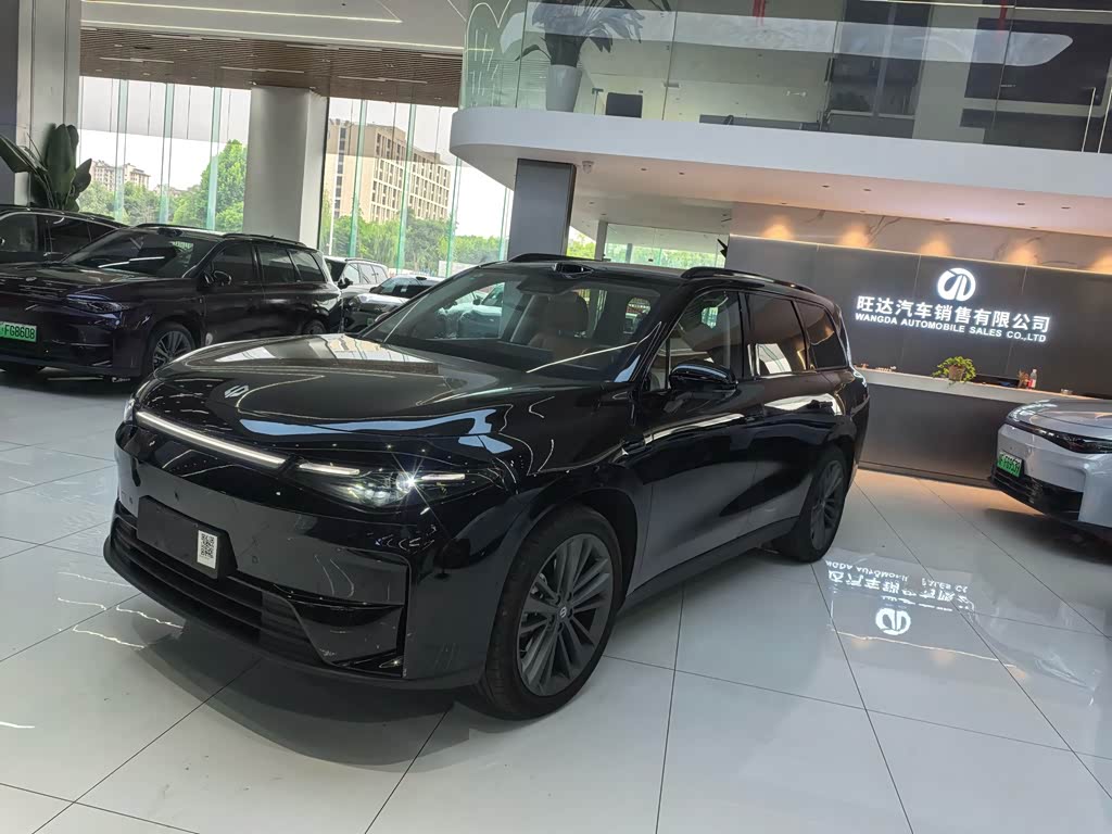 Leapmotor C16