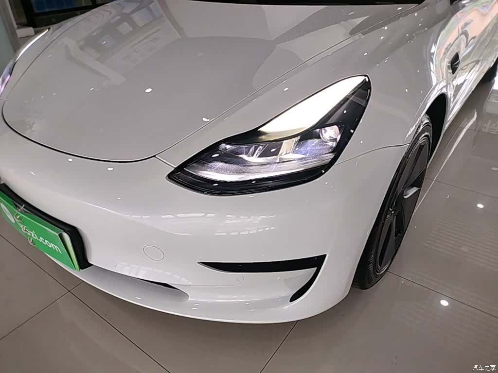 Tesla Model 3, 2021 24