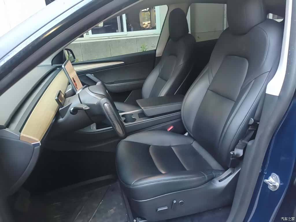 Tesla Model Y, 2021 15
