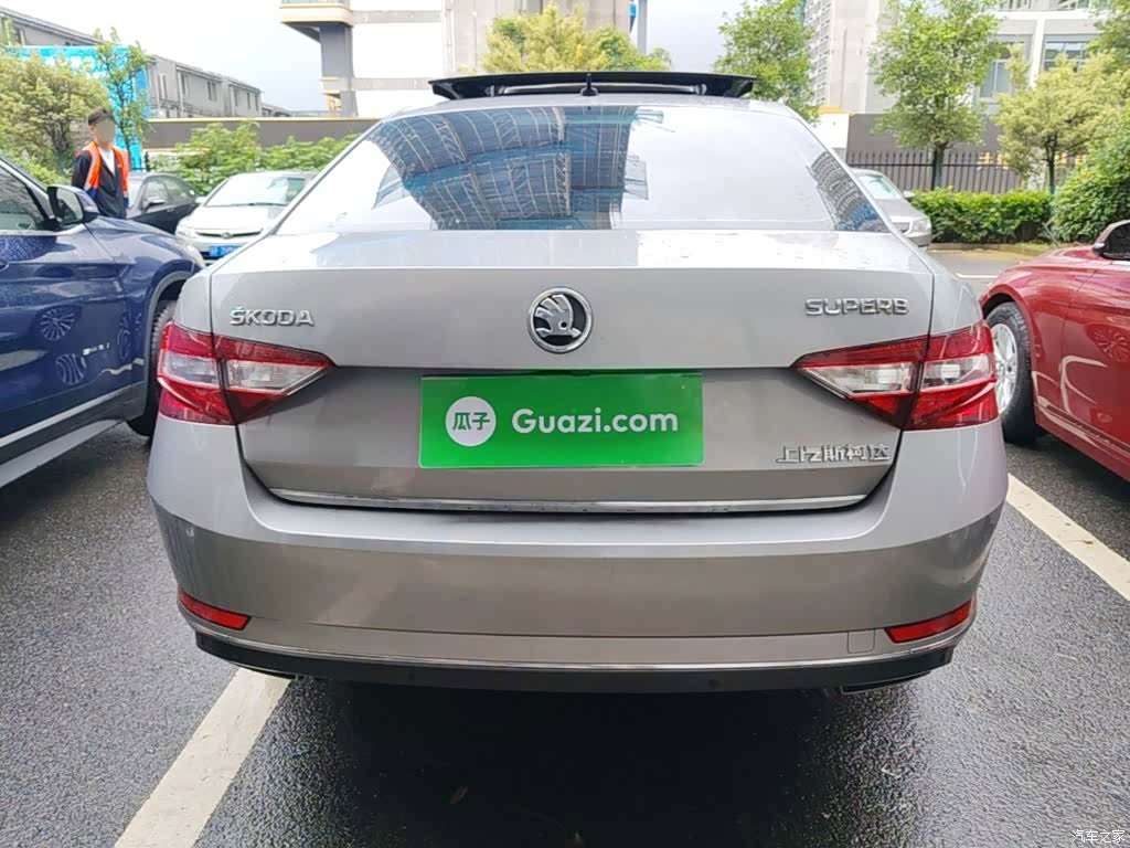 Skoda Superb, 2018 6