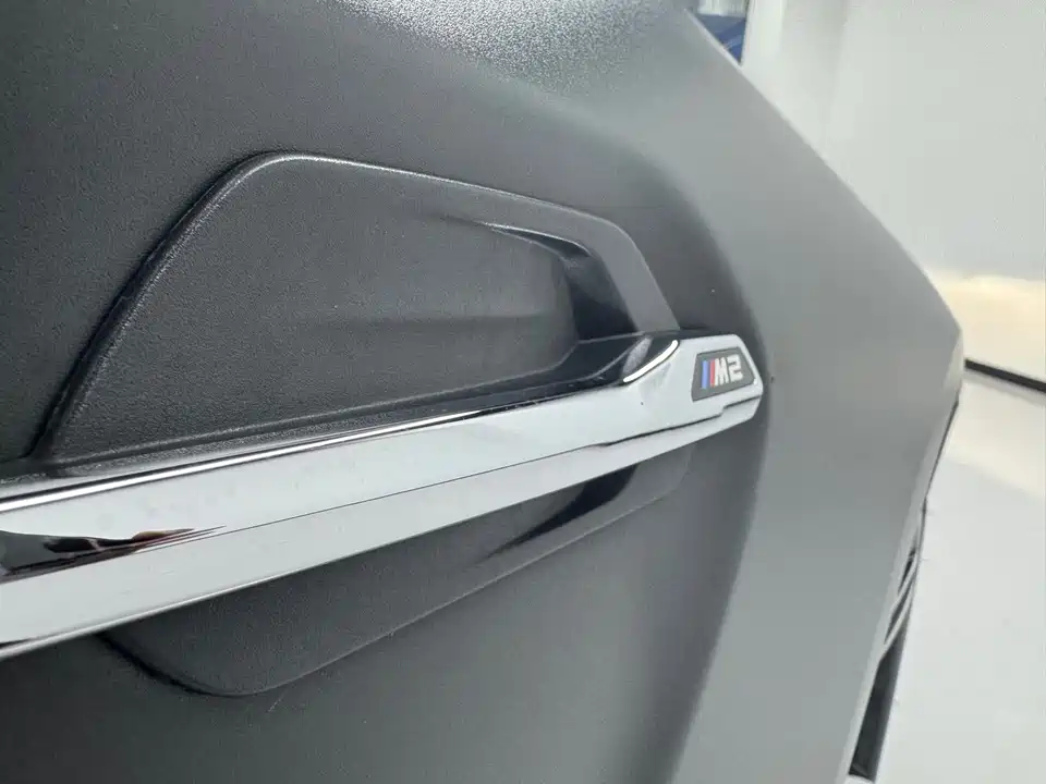 BMW M2