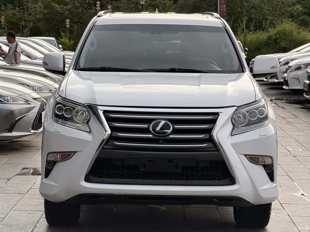 Lexus GX, 2014 3