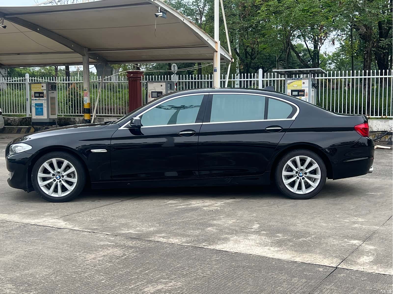 BMW 5 Series, 2012 4