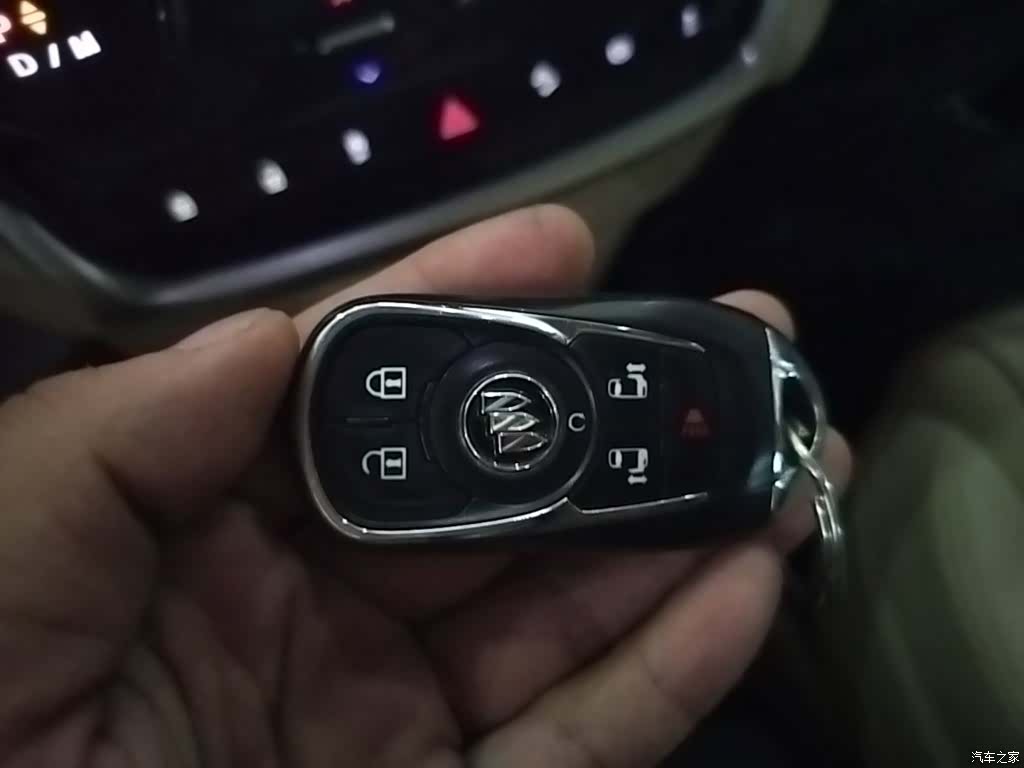Buick GL8, 2023 9