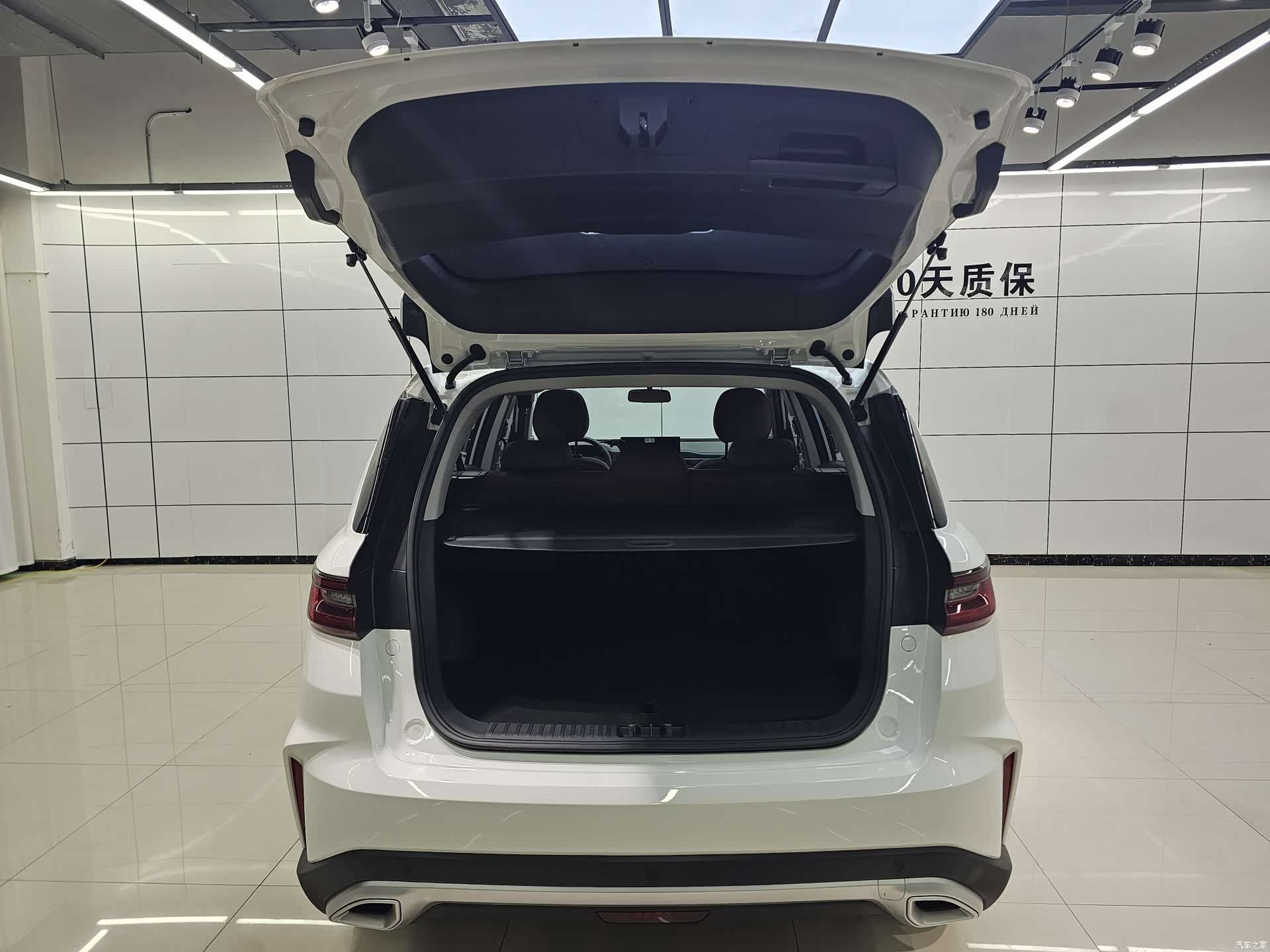 Geely X6, 2023 12