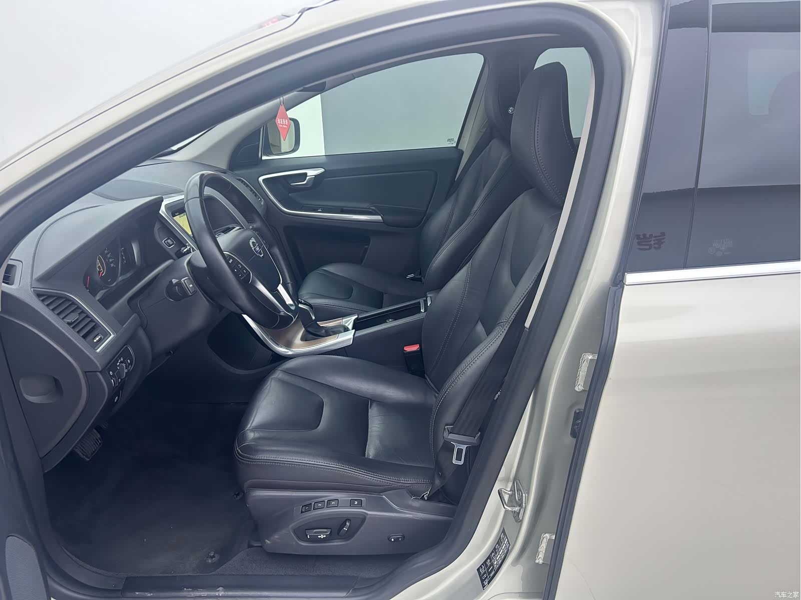 Volvo XC60, 2017 10