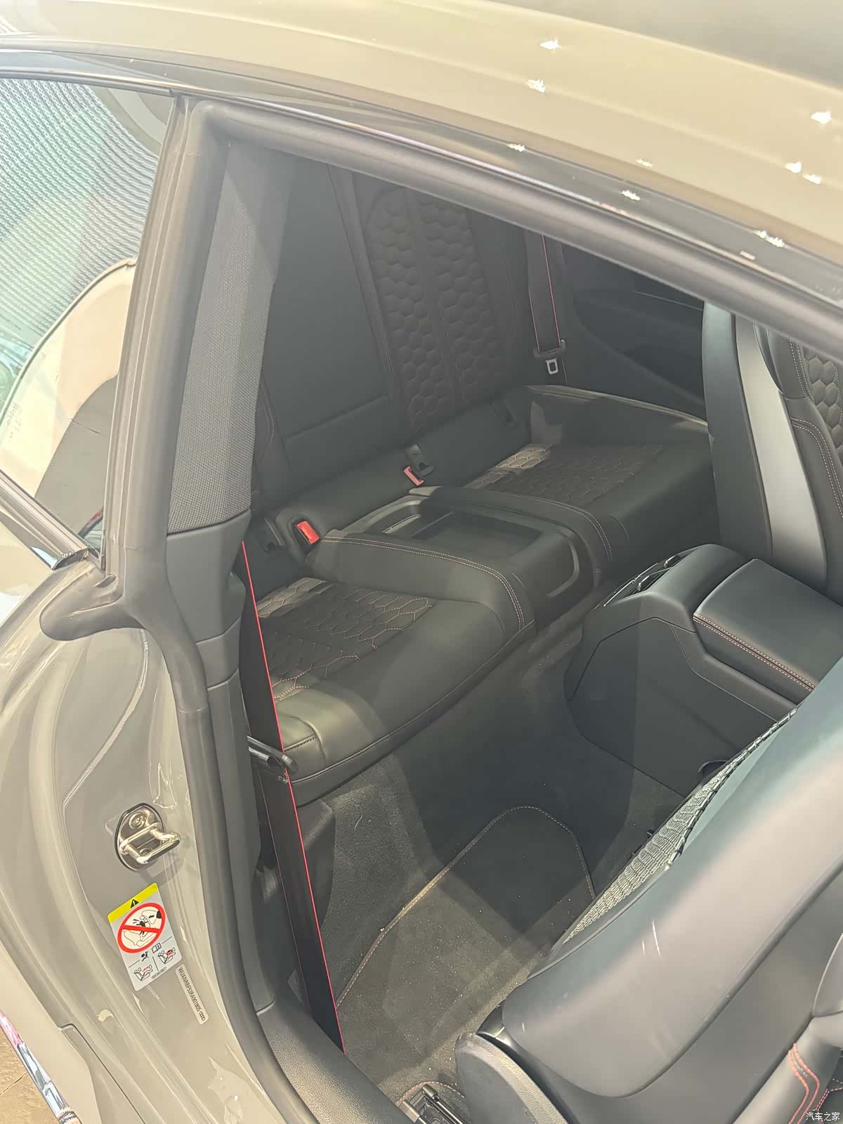 Audi RS, 2025 13