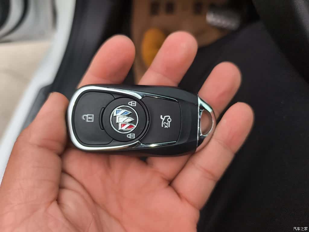 Buick Verano, 2023 17